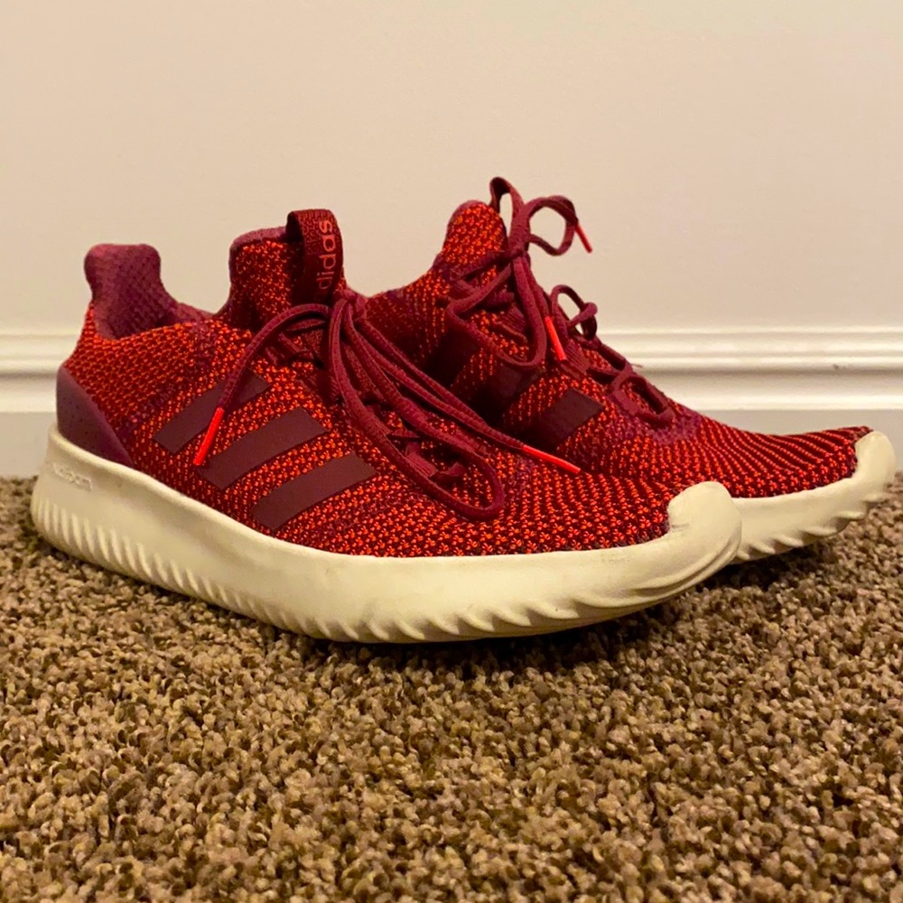 Adidas cloud foam sneakers!!